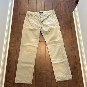 Perry Ellis khaki jean
